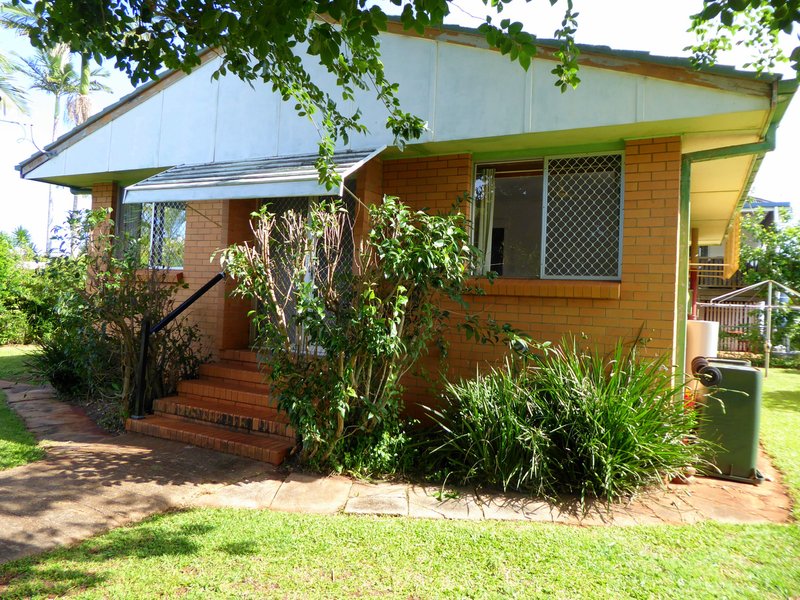 Photo - 1A Dunns Terrace, Scarborough QLD 4020 - Image 6