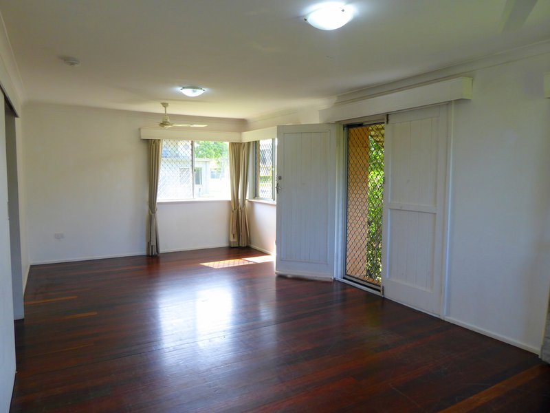 Photo - 1A Dunns Terrace, Scarborough QLD 4020 - Image 10