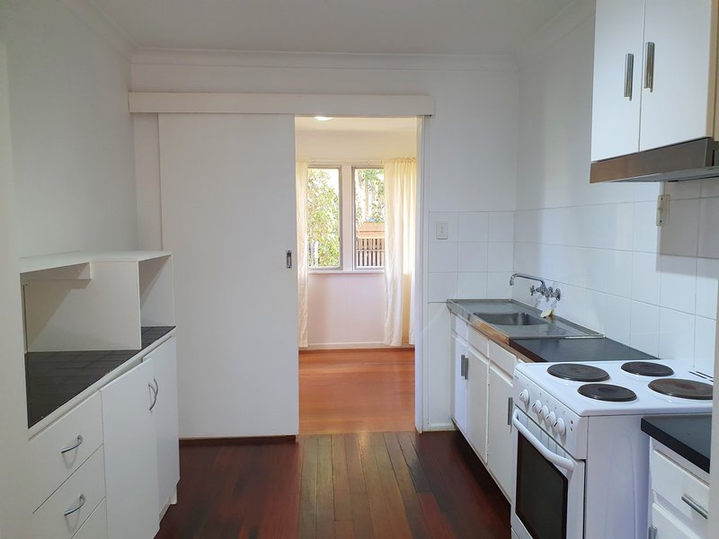 Photo - 1A Dunns Terrace, Scarborough QLD 4020 - Image 11