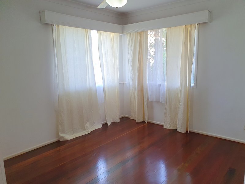 Photo - 1A Dunns Terrace, Scarborough QLD 4020 - Image 13