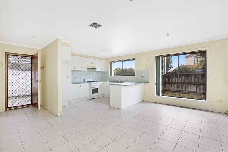 Photo - 1A Fordham Road, Reservoir VIC 3073 - Image 2