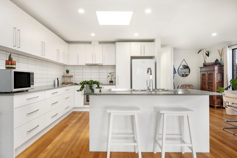 Photo - 1A Francis Street, Mordialloc VIC 3195 - Image 3
