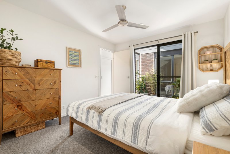 Photo - 1A Francis Street, Mordialloc VIC 3195 - Image 6