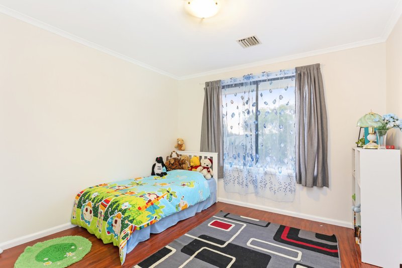 Photo - 1A Guinea Court, Epping VIC 3076 - Image 7