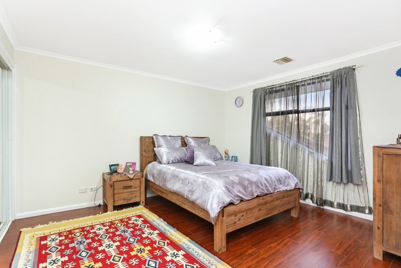 Photo - 1A Guinea Court, Epping VIC 3076 - Image 9