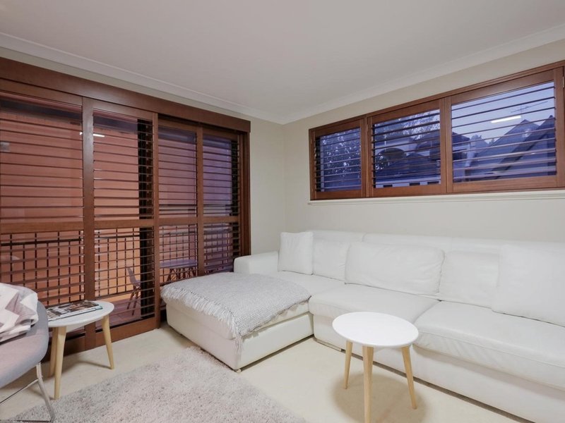 Photo - 1A Haig Park Circle, East Perth WA 6004 - Image 10