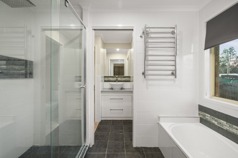 Photo - 1A Harry Street, Bellbird Park QLD 4300 - Image 7