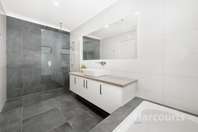 Photo - 1A Hedgeley Close, Wantirna South VIC 3152 - Image 10