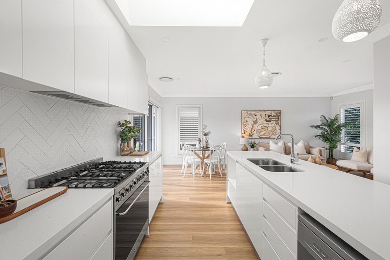 Photo - 1A Hedgewood Drive, Box Hill NSW 2765 - Image 4