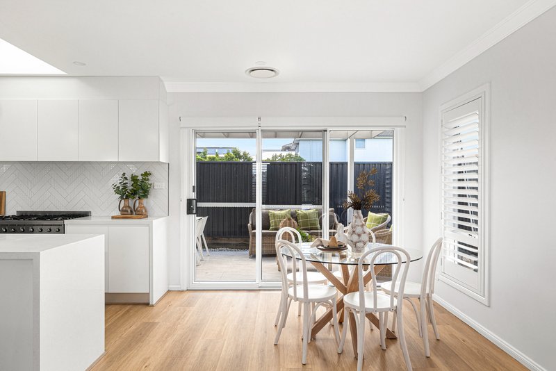 Photo - 1A Hedgewood Drive, Box Hill NSW 2765 - Image 7