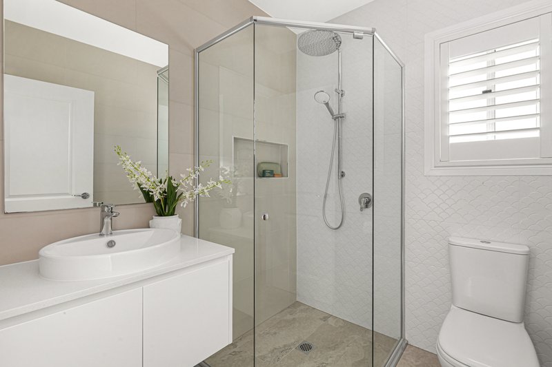 Photo - 1A Hedgewood Drive, Box Hill NSW 2765 - Image 14