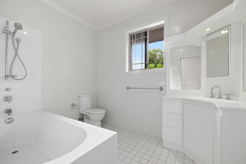 Photo - 1A Hillcrest Avenue, Mona Vale NSW 2103 - Image 12