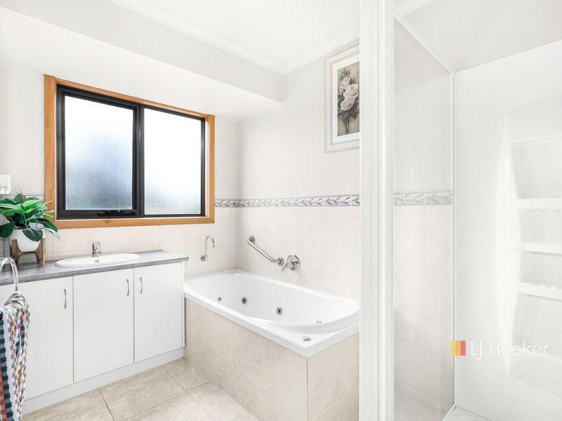 Photo - 1a Hilltop Avenue, Devonport TAS 7310 - Image 10