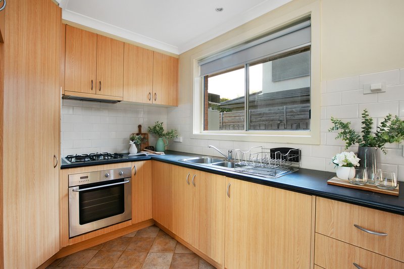 Photo - 1A Jean Street, Reservoir VIC 3073 - Image 5