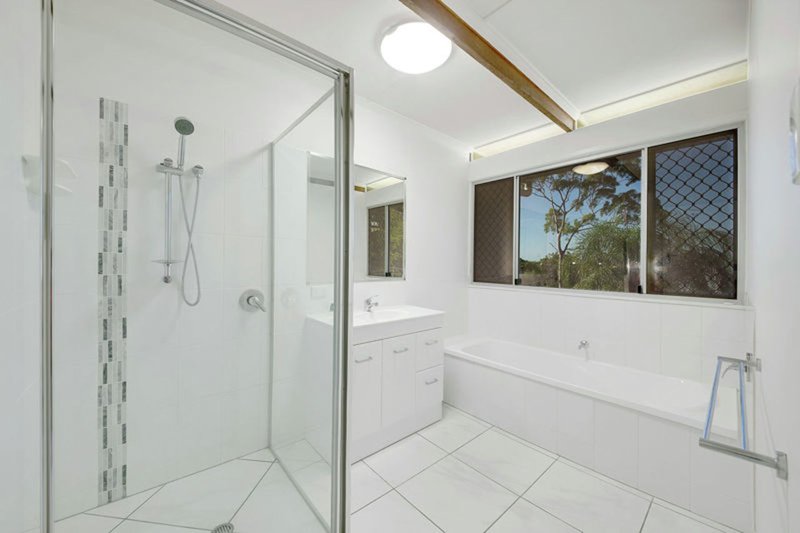 Photo - 1A Kessell Street, West Gladstone QLD 4680 - Image 3