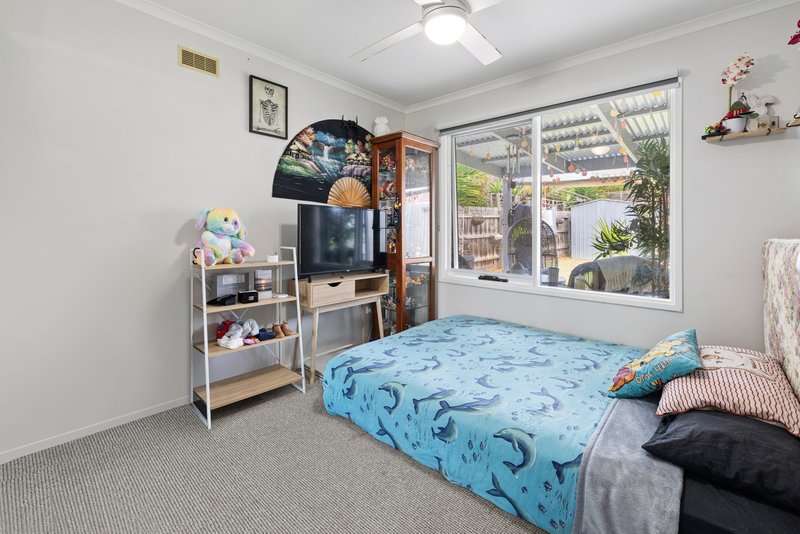 Photo - 1A Kevington Street, Werribee VIC 3030 - Image 5