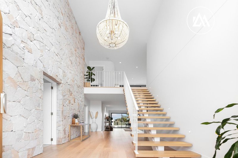 Photo - 1A Koornalla Crescent, Mount Eliza VIC 3930 - Image 2