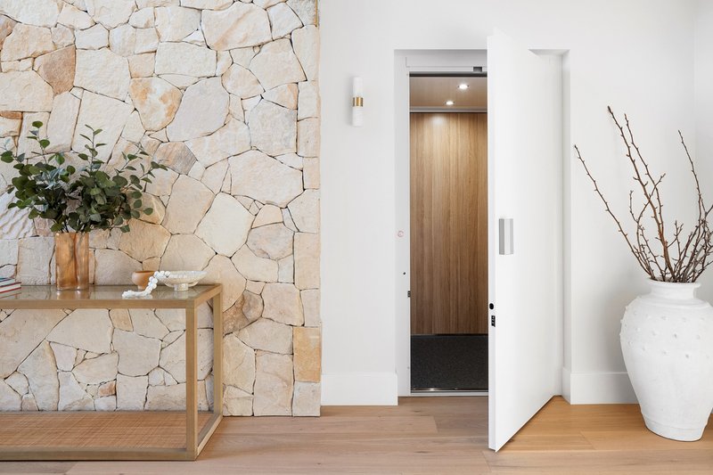 Photo - 1A Koornalla Crescent, Mount Eliza VIC 3930 - Image 6