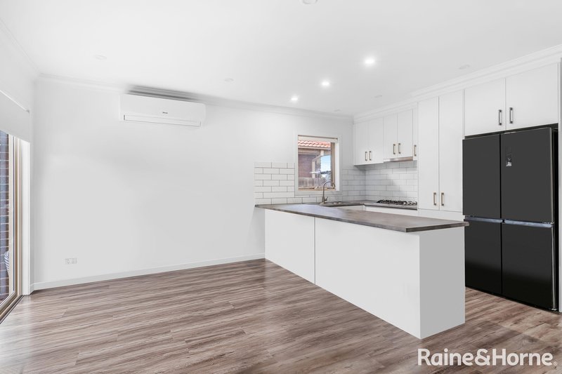 Photo - 1A Leicester Crescent, Melton VIC 3337 - Image 3
