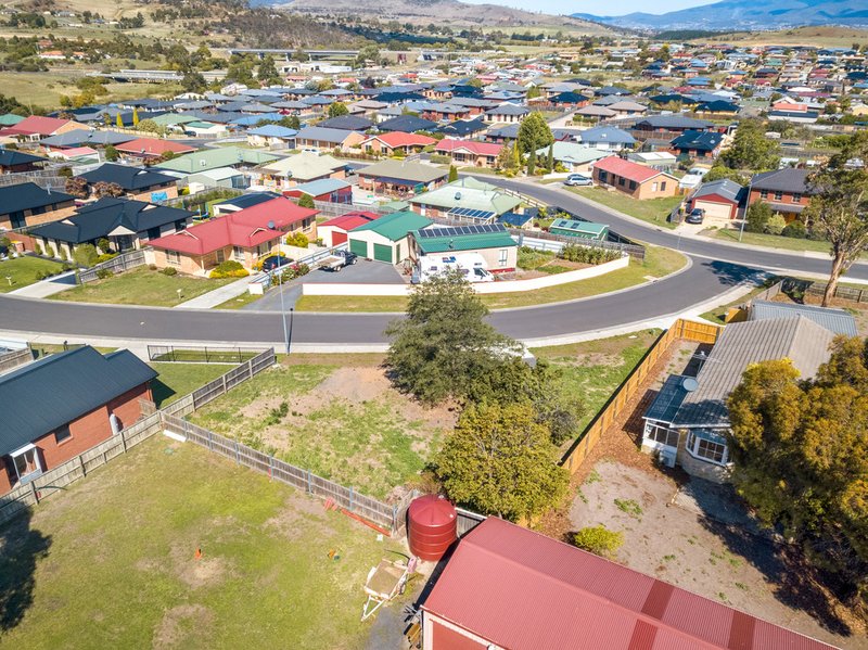 Photo - 1a Lucas Place, Brighton TAS 7030 - Image 4