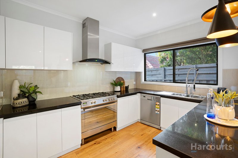 Photo - 1A May Court, Mitcham VIC 3132 - Image 3