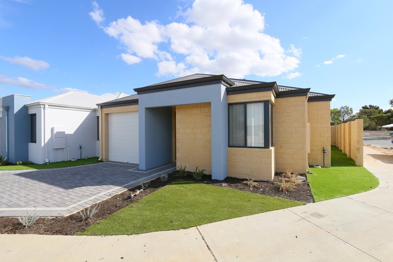 1a Milagro Fairway, Seville Grove WA 6112