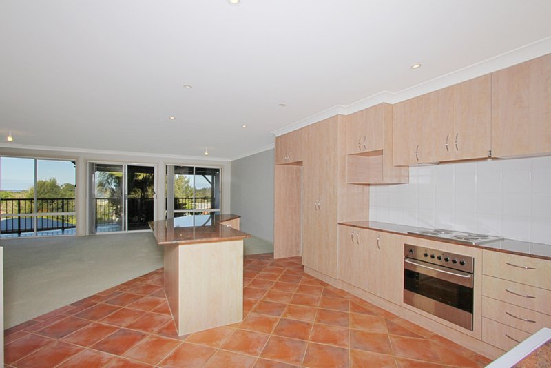 Photo - 1A Ocean Road, Batehaven NSW 2536 - Image 8