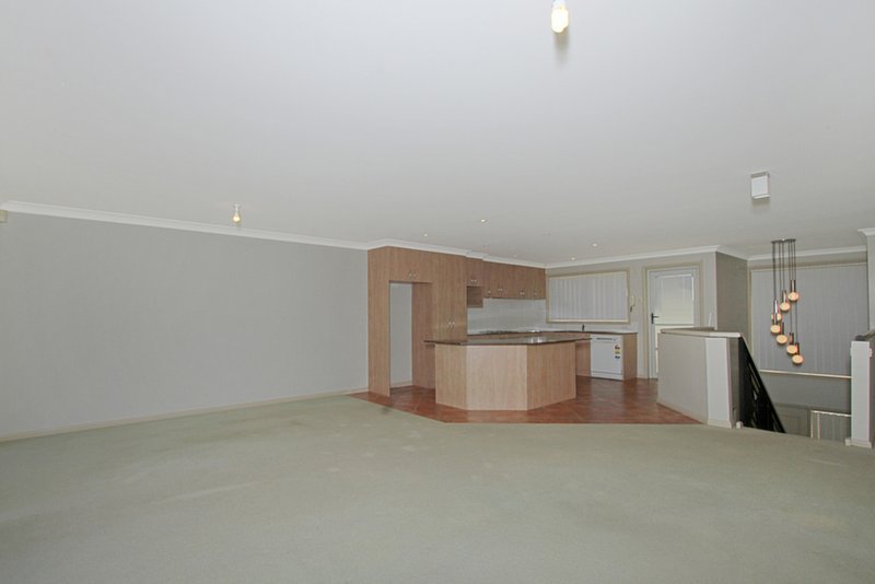 Photo - 1A Ocean Road, Batehaven NSW 2536 - Image 9