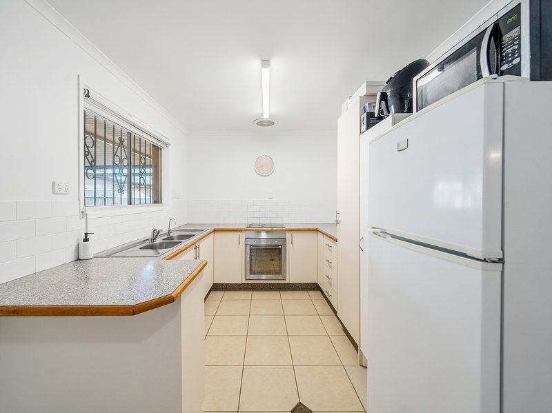 Photo - 1A Prince Street, Clontarf QLD 4019 - Image 6