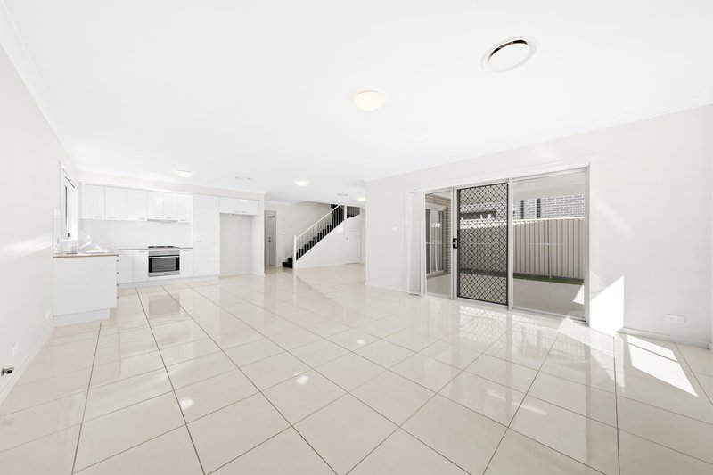 Photo - 1A Ritchie Terrace, Middleton Grange NSW 2171 - Image 6