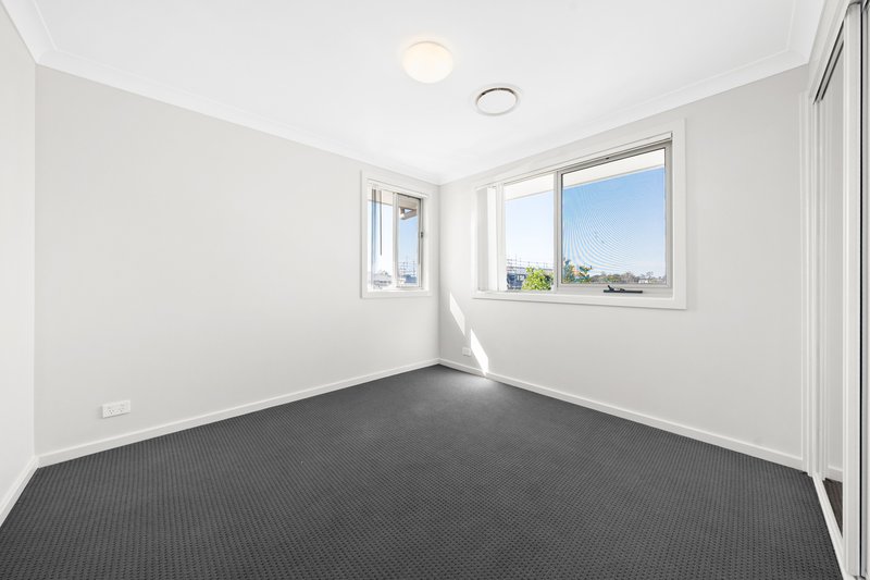 Photo - 1A Ritchie Terrace, Middleton Grange NSW 2171 - Image 12