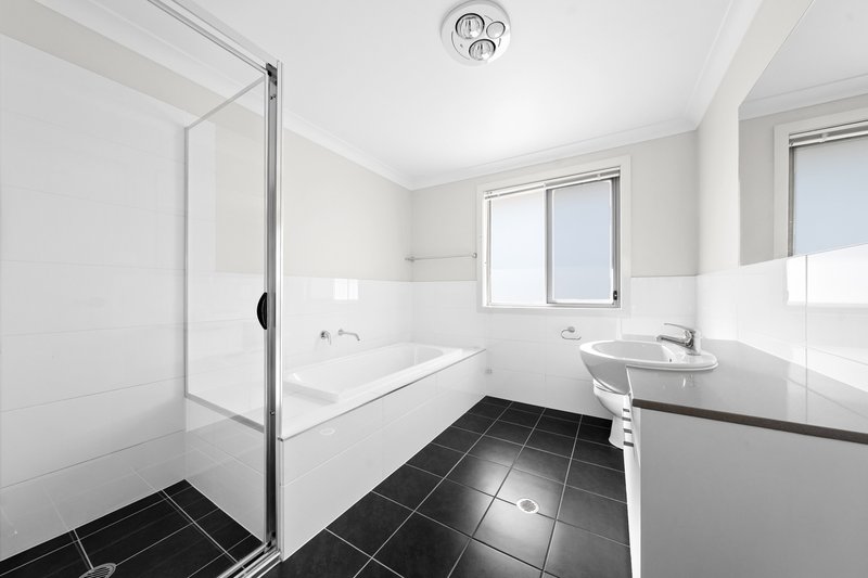 Photo - 1A Ritchie Terrace, Middleton Grange NSW 2171 - Image 14