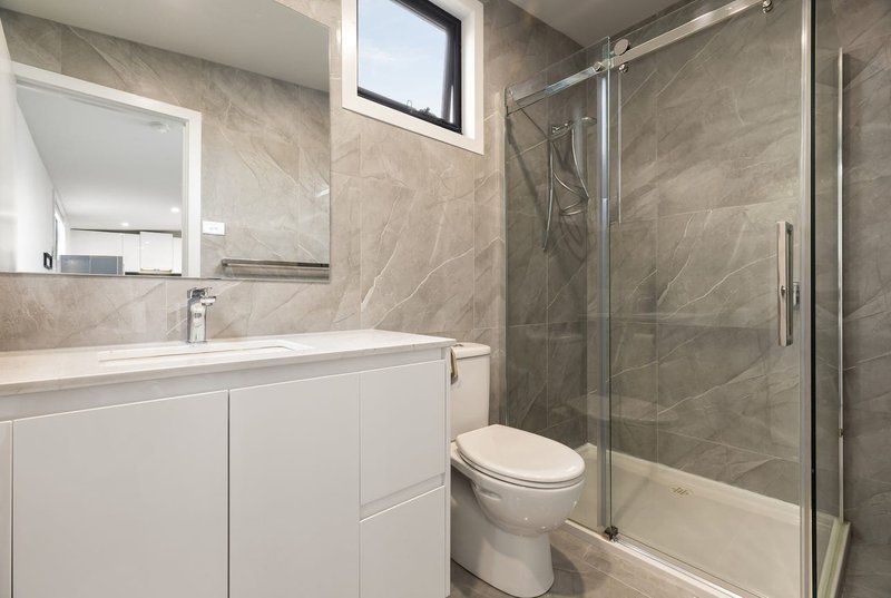 Photo - 1A Robyn Court, Oakleigh South VIC 3167 - Image 4