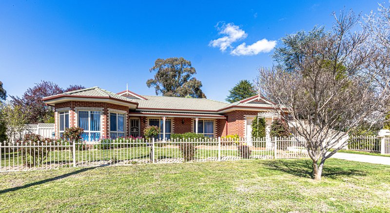 Photo - 1a Rowland Street, Blayney NSW 2799 - Image 2