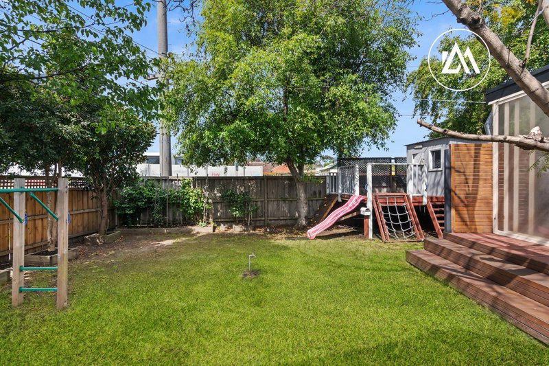 Photo - 1A Silas Avenue, Frankston VIC 3199 - Image 5