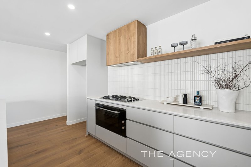 Photo - 1A Stoneman Street, Karrinyup WA 6018 - Image 4