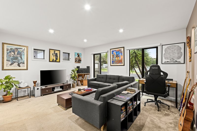 Photo - 1A Sullivan Court, Belmont VIC 3216 - Image 4