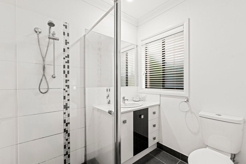 Photo - 1A Sullivan Court, Belmont VIC 3216 - Image 7