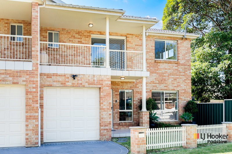 1a Sylvan Grove, Picnic Point NSW 2213