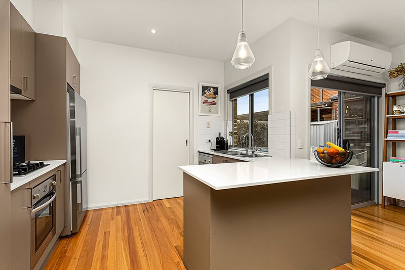 Photo - 1A Tangyes Street, Pascoe Vale VIC 3044 - Image 5