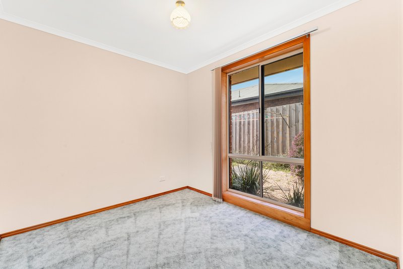 Photo - 1A Taree Close, Pakenham VIC 3810 - Image 6