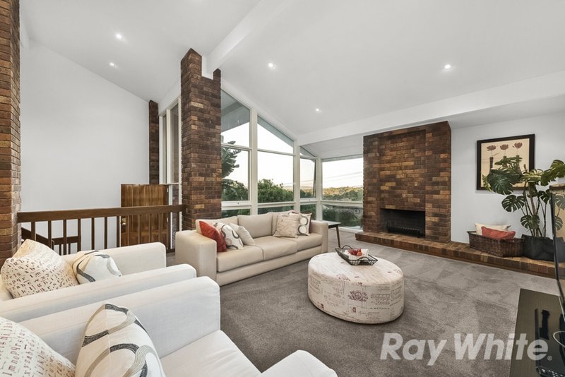 Photo - 1A Thompson Street, Glen Waverley VIC 3150 - Image 2