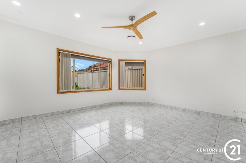 Photo - 1a Toona Place, Bossley Park NSW 2176 - Image 21