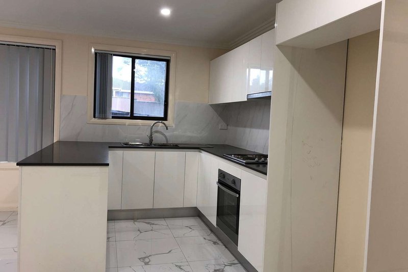 Photo - 1a Tulloch Place, Edensor Park NSW 2176 - Image 1