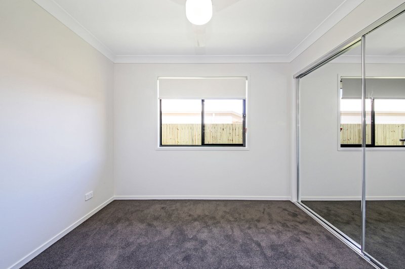 Photo - 1A/100 Lollard Street, Hillcrest QLD 4118 - Image 6