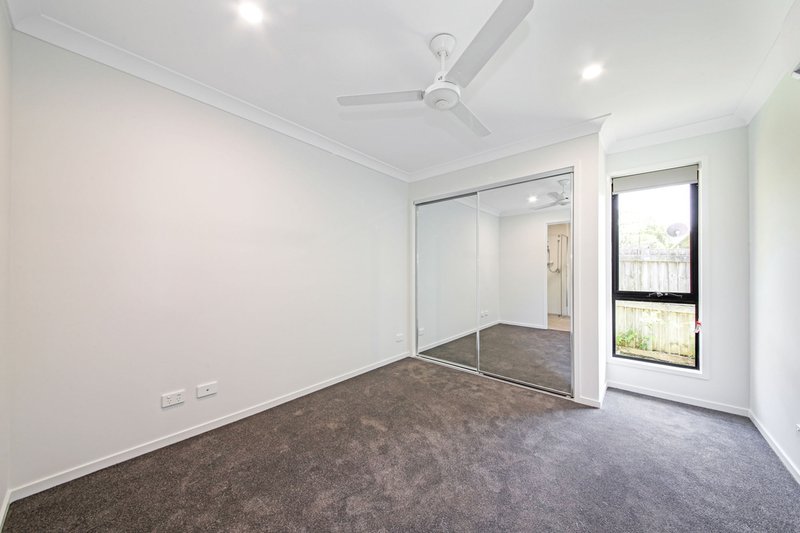 Photo - 1A/100 Lollard Street, Hillcrest QLD 4118 - Image 7