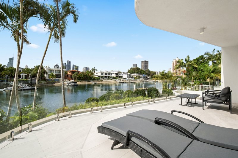 Photo - 1A/11 Eady Avenue, Broadbeach Waters QLD 4218 - Image