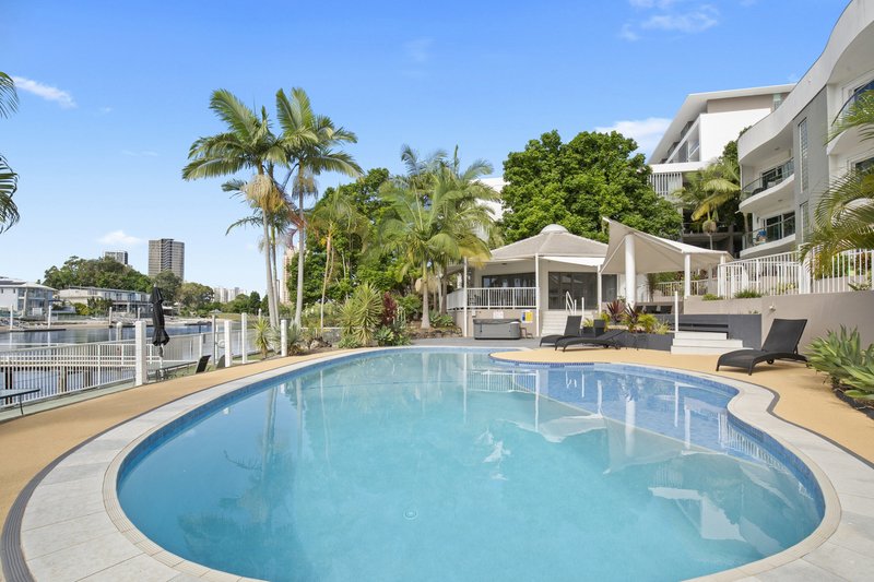 Photo - 1A/11 Eady Avenue, Broadbeach Waters QLD 4218 - Image 15