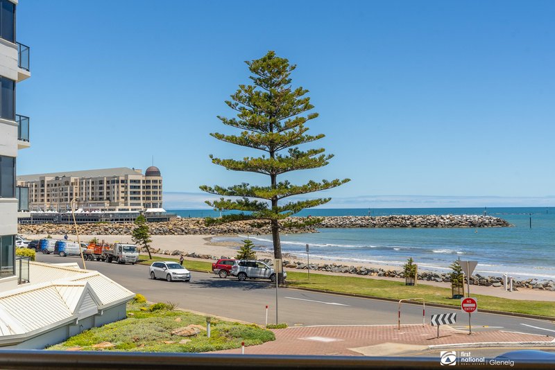 Photo - 1A/13 North Esplanade, Glenelg North SA 5045 - Image 22