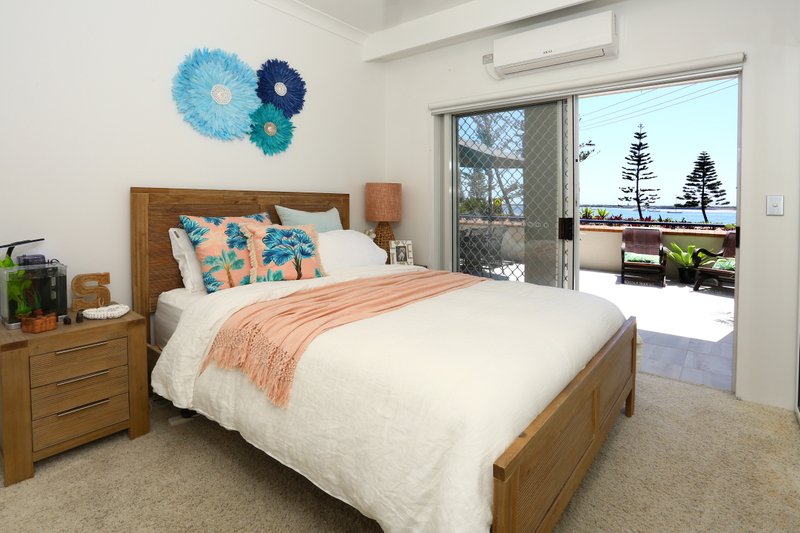 Photo - 1A/522 Marine Parade, Biggera Waters QLD 4216 - Image 14